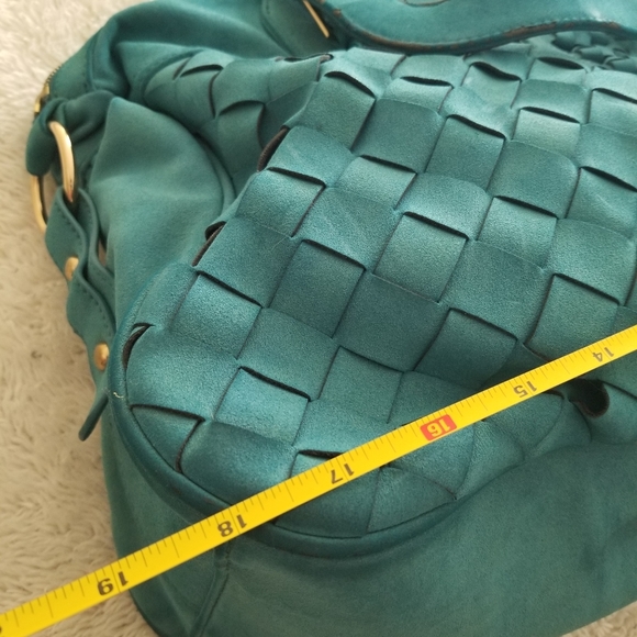 Urban Expressions Teal Woven Oversized Hand Bag - Picture 12 of 12